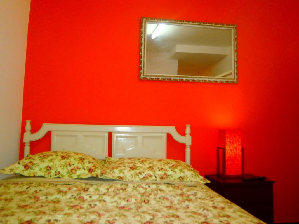 Strenua - Las Quintanas Hostel Trujillo Exterior photo